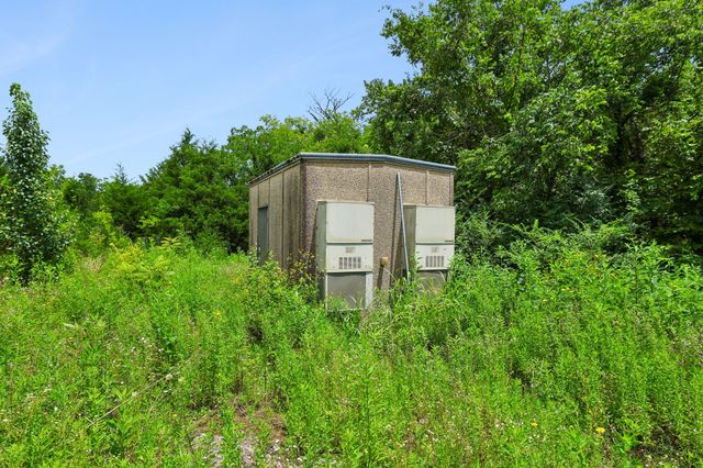 233 Scenic Ln, Auburntown, TN 37016