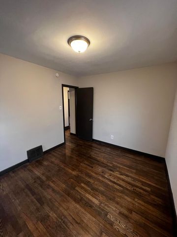 5439 Birch Avenue, Hammond, IN 46320