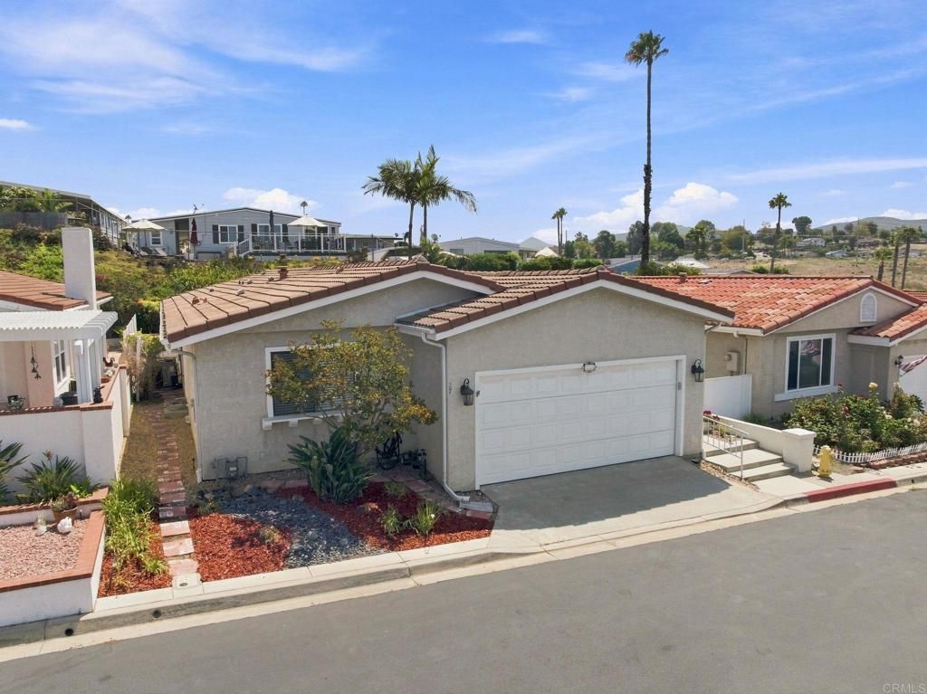 2010 W San Marcos Boulevard 27, San Marcos, CA 92078 — exterior