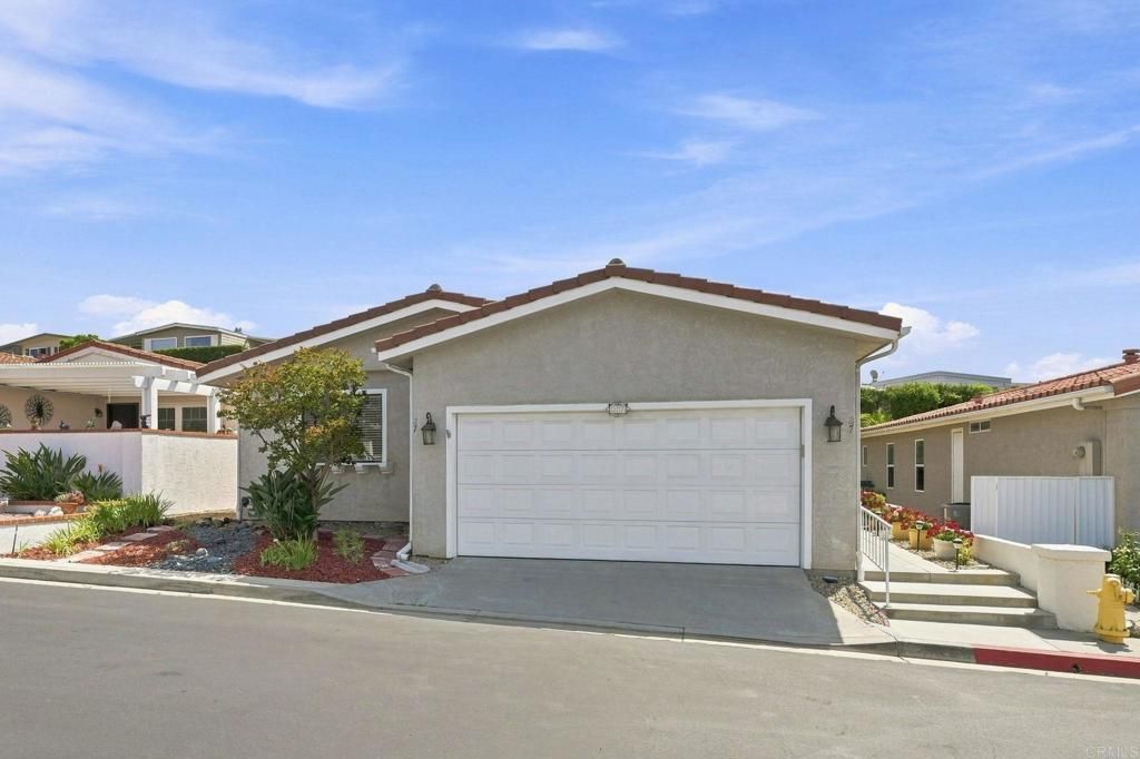 2010 W San Marcos Boulevard 27, San Marcos, CA 92078 — photo 2
