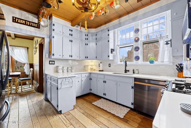 1041 S Main Street, Findlay, OH 45840