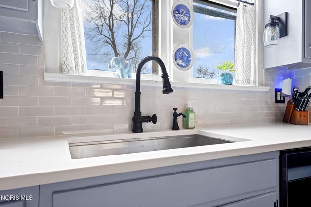 1041 S Main Street, Findlay, OH 45840