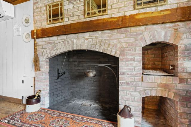 1041 S Main Street, Findlay, OH 45840