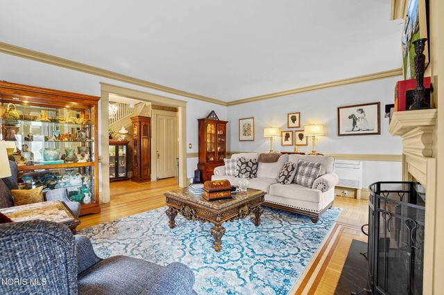 1041 S Main Street, Findlay, OH 45840