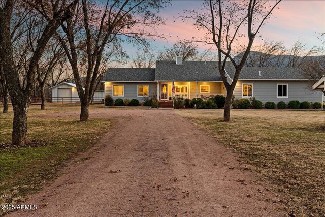 327 E QUARTERHORSE Lane E, Camp Verde, AZ 86322