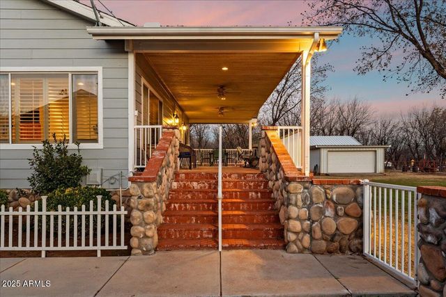 327 E QUARTERHORSE Lane E, Camp Verde, AZ 86322