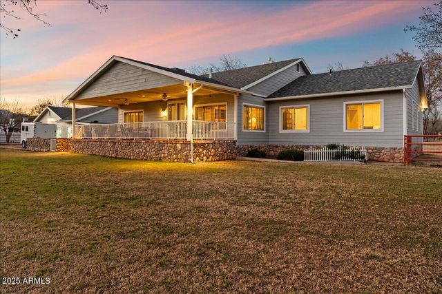 327 E QUARTERHORSE Lane E, Camp Verde, AZ 86322