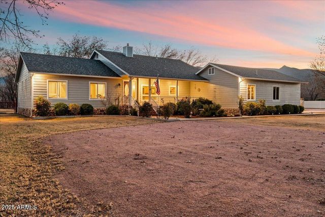 327 E QUARTERHORSE Lane E, Camp Verde, AZ 86322