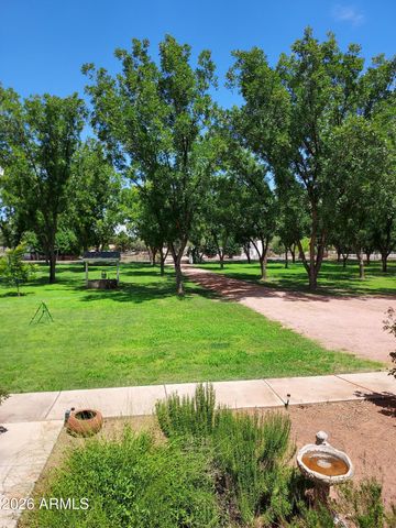 327 E QUARTERHORSE Lane E, Camp Verde, AZ 86322