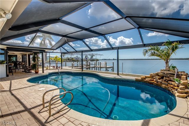 11599 Island AVE, Matlacha, FL 33993