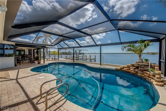 11599 Island AVE, Matlacha, FL 33993