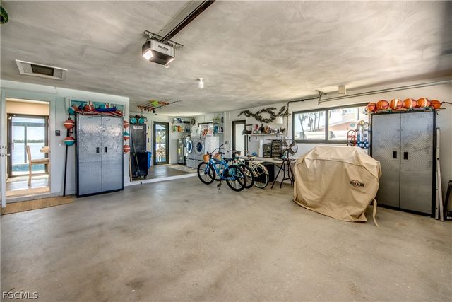 11599 Island AVE, Matlacha, FL 33993