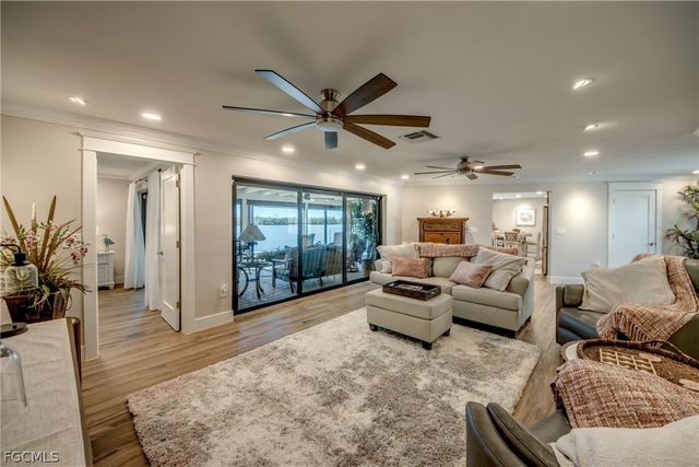 11599 Island AVE, Matlacha, FL 33993