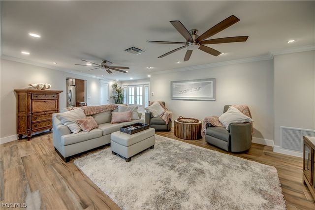 11599 Island AVE, Matlacha, FL 33993