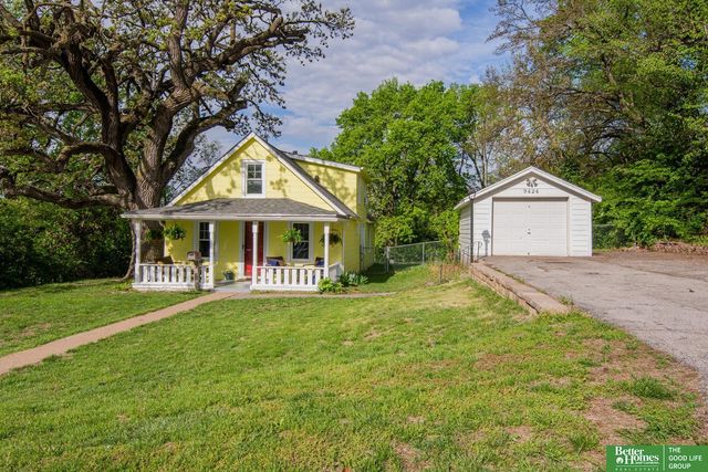9424 N 30 Street, Omaha, NE 68112