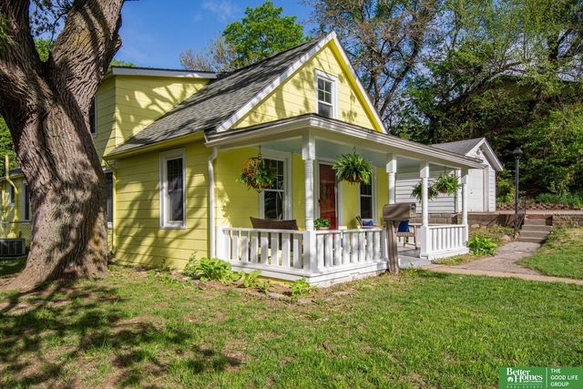 9424 N 30 Street, Omaha, NE 68112