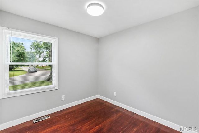1525 Keelen Drive, Dellwood, MO 63136