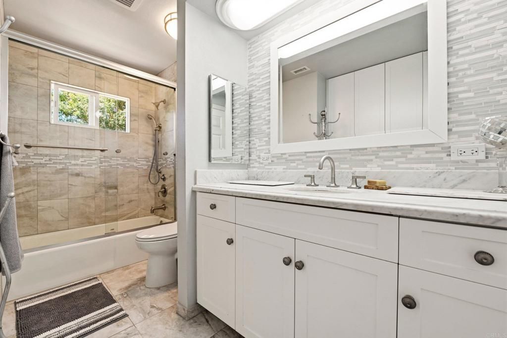 Image 18 of property listing at 1865 Highgrove Drive, Escondido, CA 92027