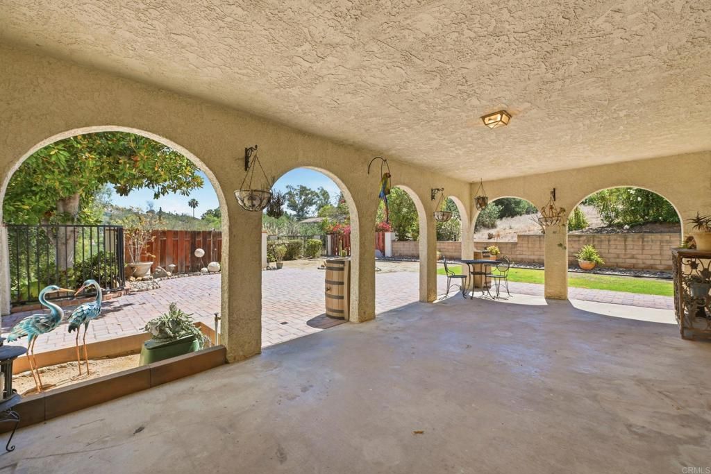 Image 8 of property listing at 1865 Highgrove Drive, Escondido, CA 92027
