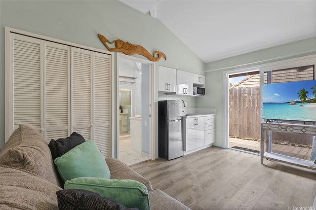 4145 Akulikuli Terrace, Honolulu, HI 96816