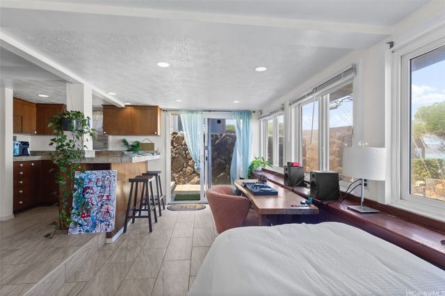 4145 Akulikuli Terrace, Honolulu, HI 96816