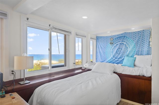 4145 Akulikuli Terrace, Honolulu, HI 96816