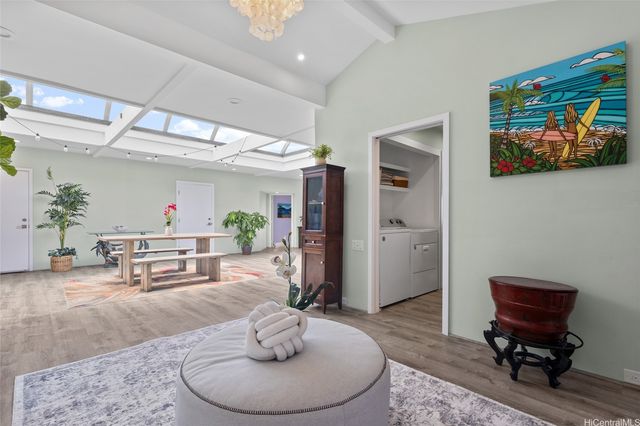 4145 Akulikuli Terrace, Honolulu, HI 96816
