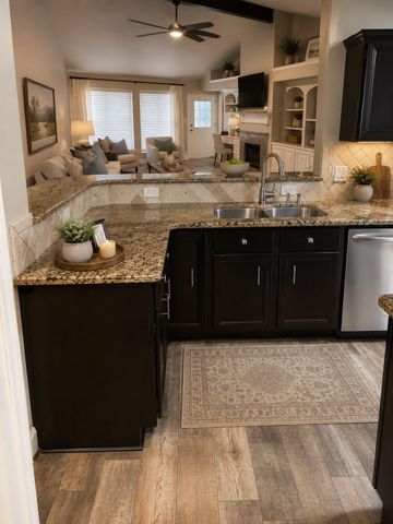 5202 Valley View Dr Drive, La Porte, TX 77571