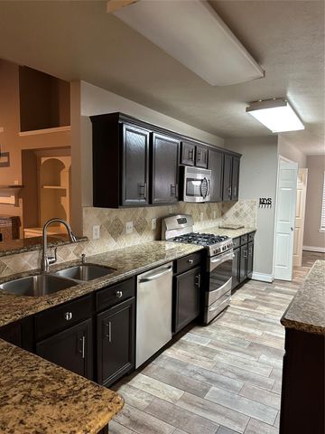 5202 Valley View Dr Drive, La Porte, TX 77571
