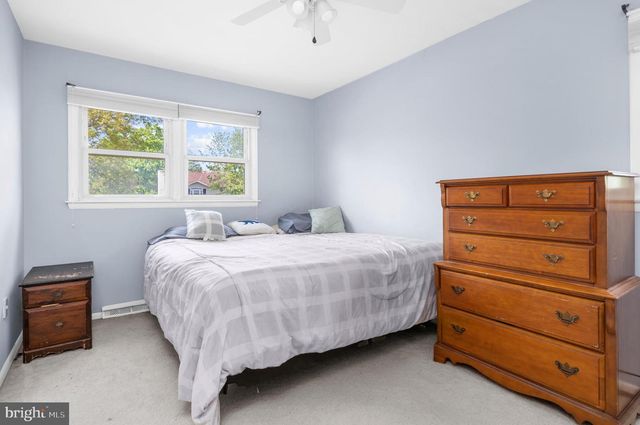 12 MAGNOLIA CT, Douglassville, PA 19518