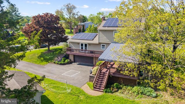 12 MAGNOLIA CT, Douglassville, PA 19518