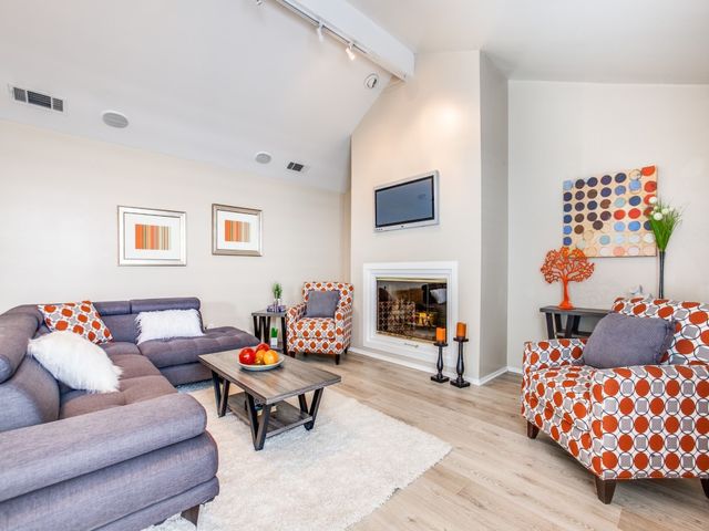 10440 Pagewood Drive, Dallas, TX 75230