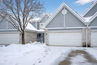 1391 Sherwood Court, Gurnee, IL 60031
