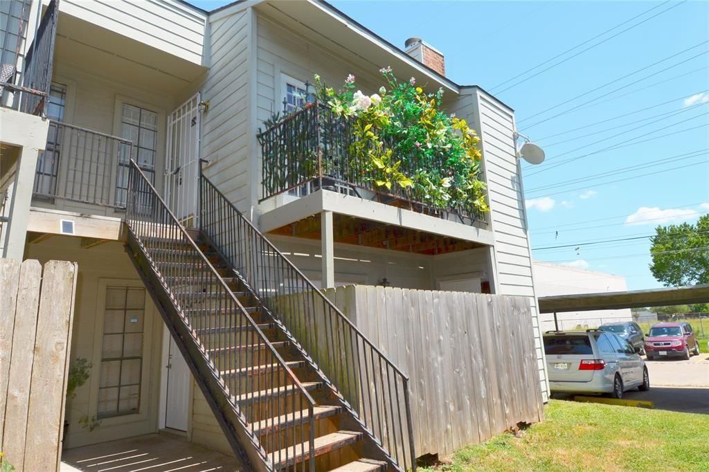 10501 South Drive 283, Houston, TX 77099