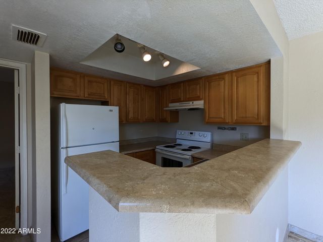 3535 W TIERRA BUENA Lane 273, Phoenix, AZ 85053