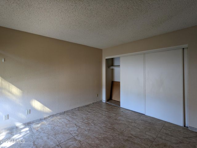 3535 W TIERRA BUENA Lane 273, Phoenix, AZ 85053