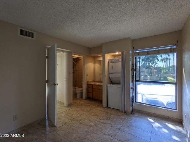 3535 W TIERRA BUENA Lane 273, Phoenix, AZ 85053