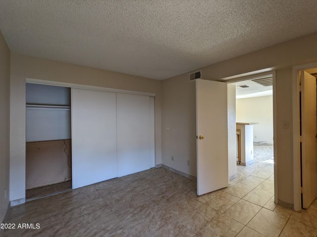 3535 W TIERRA BUENA Lane 273, Phoenix, AZ 85053