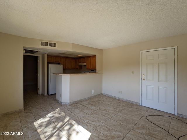 3535 W TIERRA BUENA Lane 273, Phoenix, AZ 85053