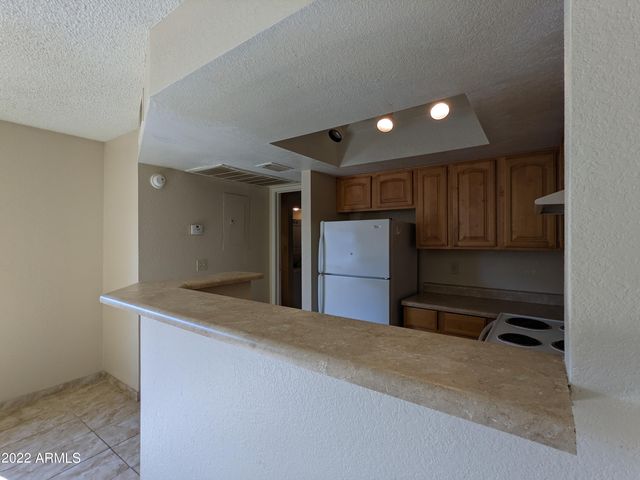3535 W TIERRA BUENA Lane 273, Phoenix, AZ 85053