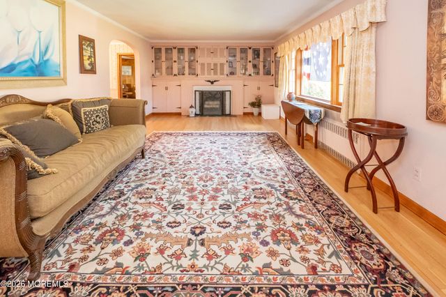 5 Pardun Avenue, Milltown, NJ 08850