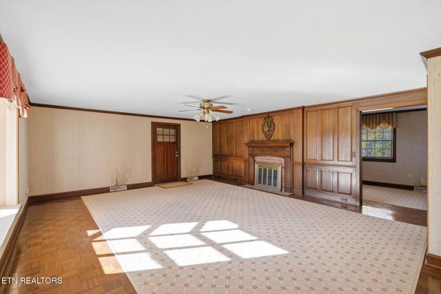 226 Hiwassee Rd, Madisonville, TN 37354