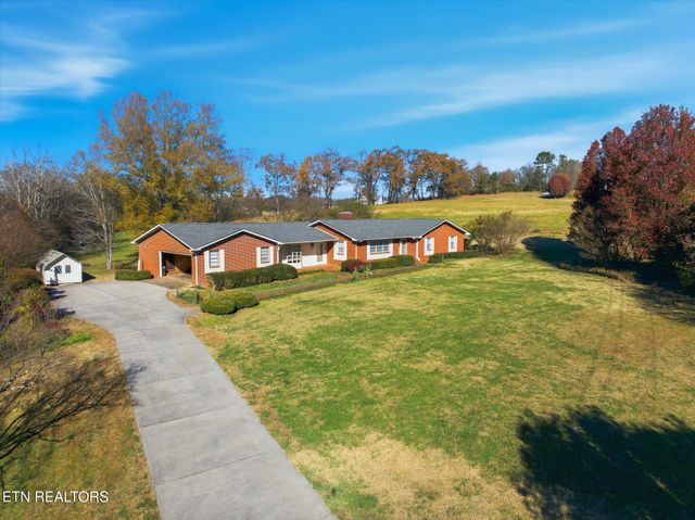 226 Hiwassee Rd, Madisonville, TN 37354