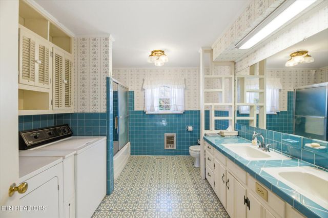 226 Hiwassee Rd, Madisonville, TN 37354