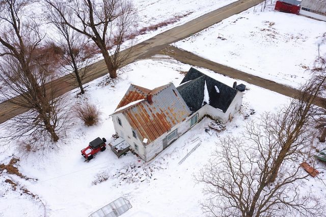 12 Baraw Road, Lowell, VT 05847