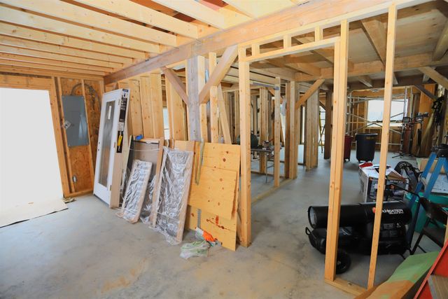 12 Baraw Road, Lowell, VT 05847