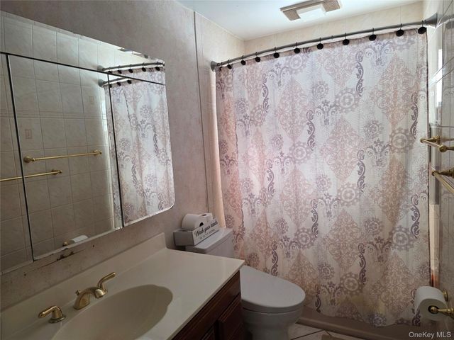 25 Fuller Street, Dix Hills, NY 11746