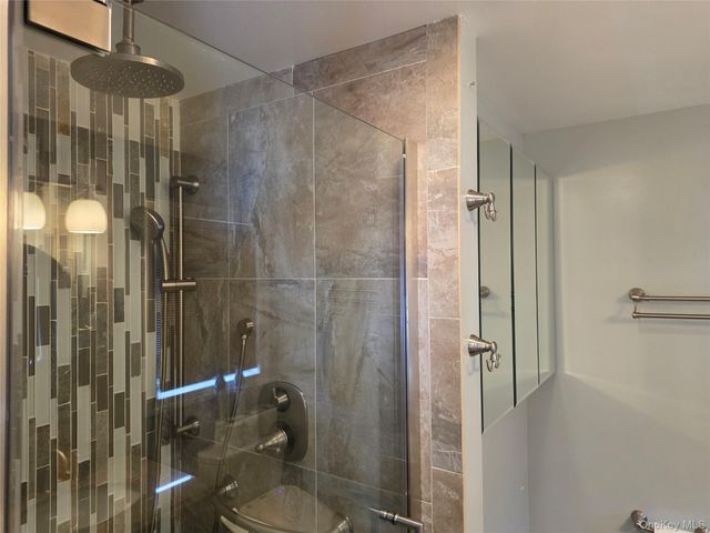 25 Fuller Street, Dix Hills, NY 11746