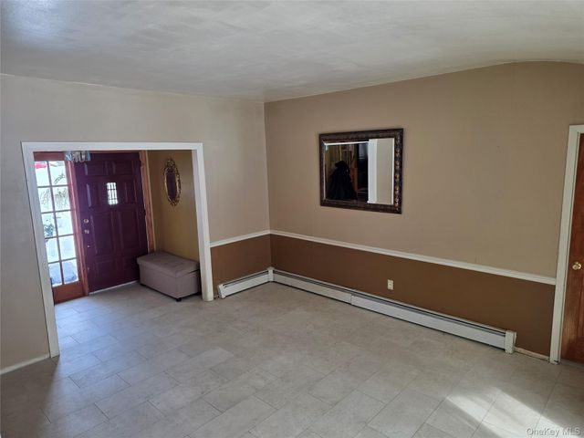 25 Fuller Street, Dix Hills, NY 11746