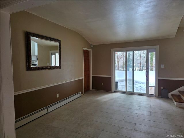 25 Fuller Street, Dix Hills, NY 11746